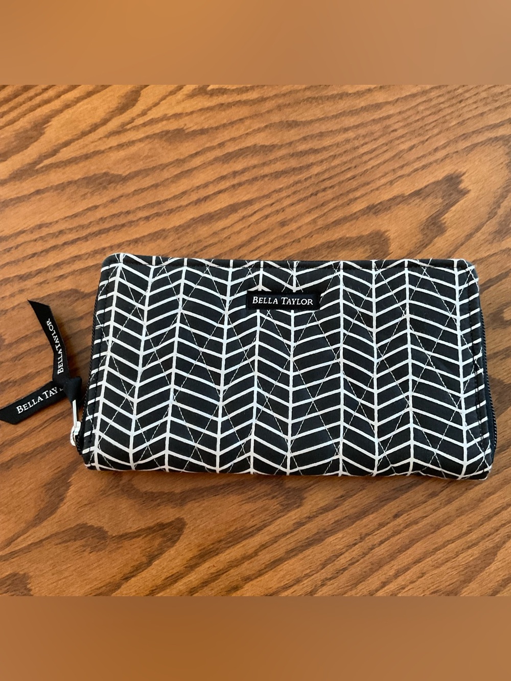 Bella Taylor Black/White Chevron Quilted Zip Around Wallet Continental Clutch